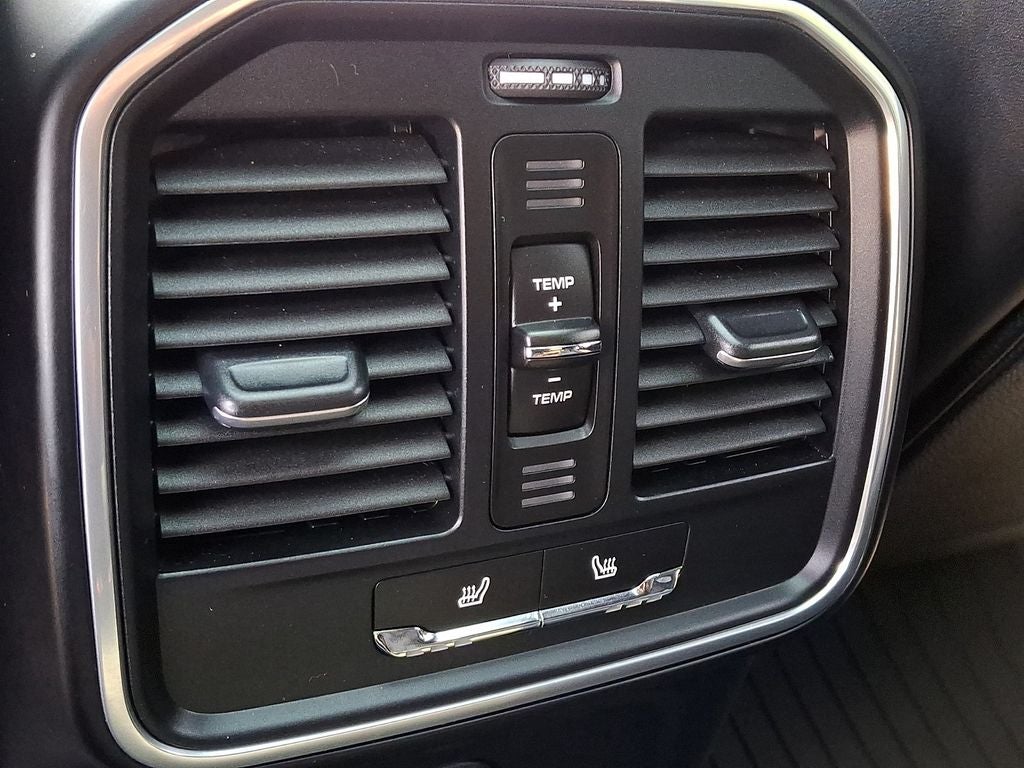 2018 Porsche Macan Turbo