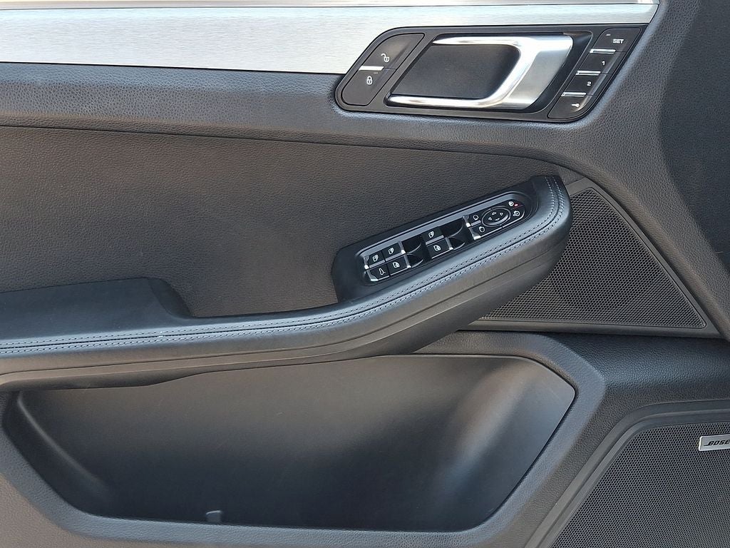 2018 Porsche Macan Turbo