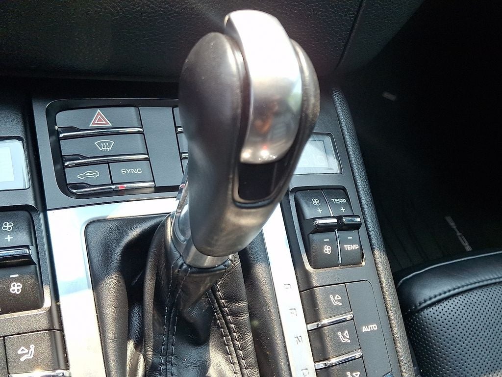 2018 Porsche Macan Turbo