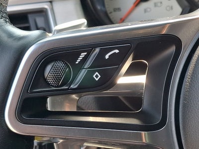 2018 Porsche Macan Turbo
