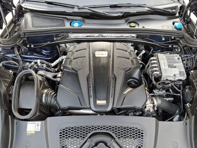 2023 Porsche Macan S