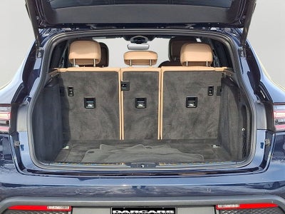 2023 Porsche Macan S