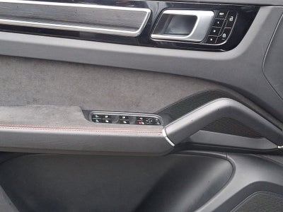 2021 Porsche Cayenne Coupe GTS