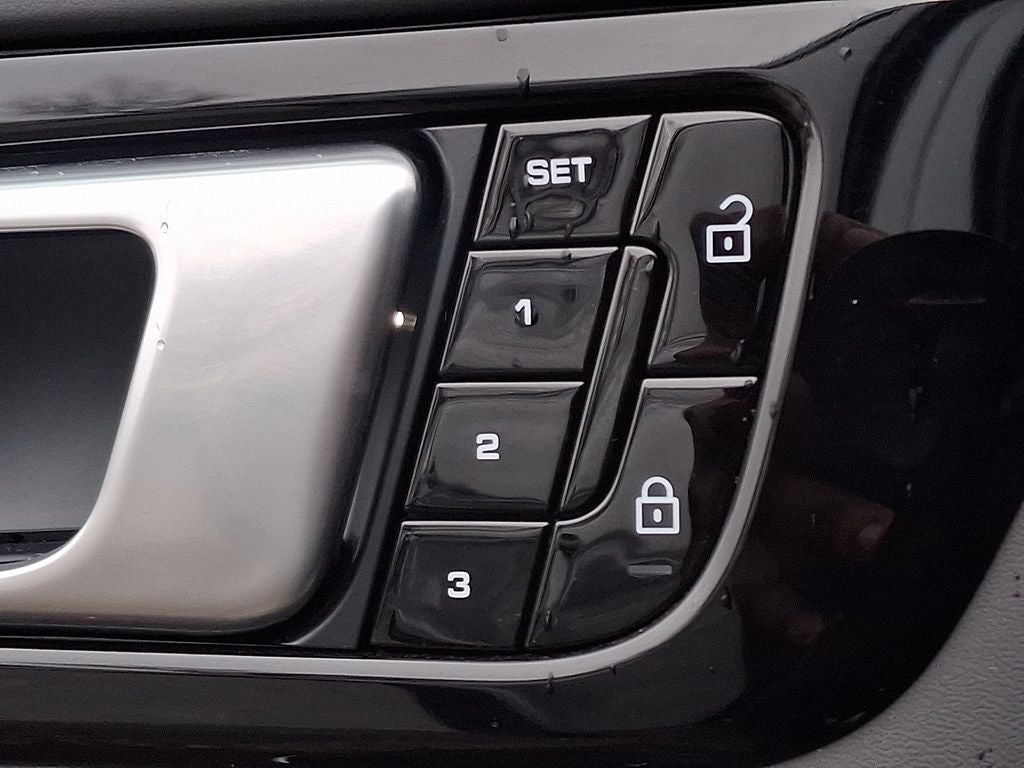 2021 Porsche Cayenne Coupe GTS