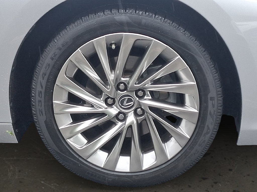 2021 Lexus ES 300h Luxury 300h Luxury w/ Navigation & Mark Levinson Audio Package