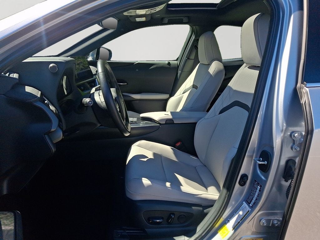 2025 Lexus UX 300h Premium 300h Premium w/ Cold Area Package