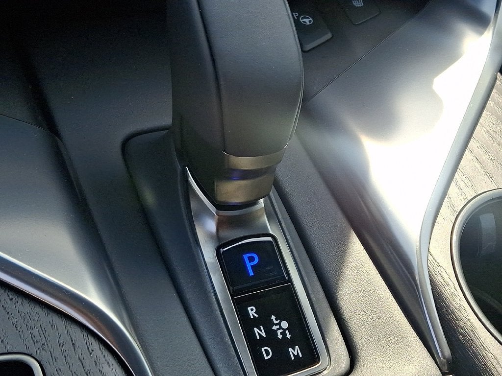 2026 Lexus LX 700h Luxury 700h Luxury w/ Black Emblem Overlays