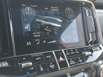 2026 Lexus LX 700h Luxury 700h Luxury w/ Black Emblem Overlays