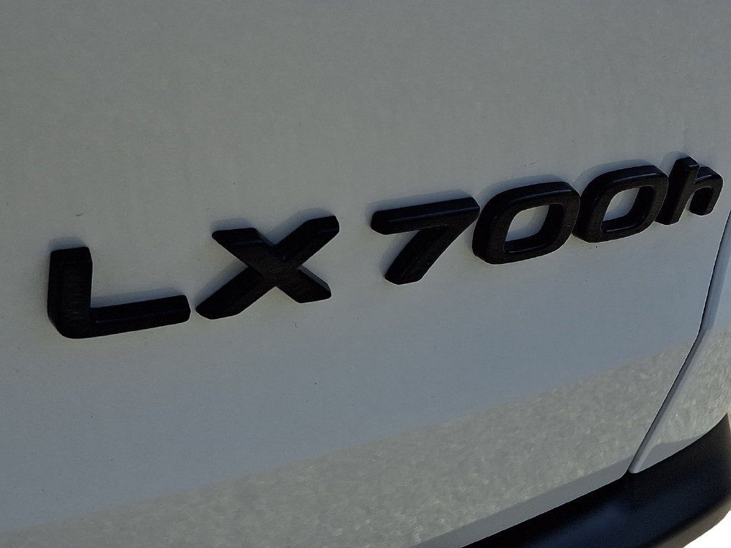 2026 Lexus LX 700h Luxury 700h Luxury w/ Black Emblem Overlays