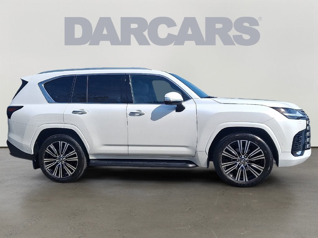 2026 Lexus LX 700h Luxury 700h Luxury w/ Black Emblem Overlays