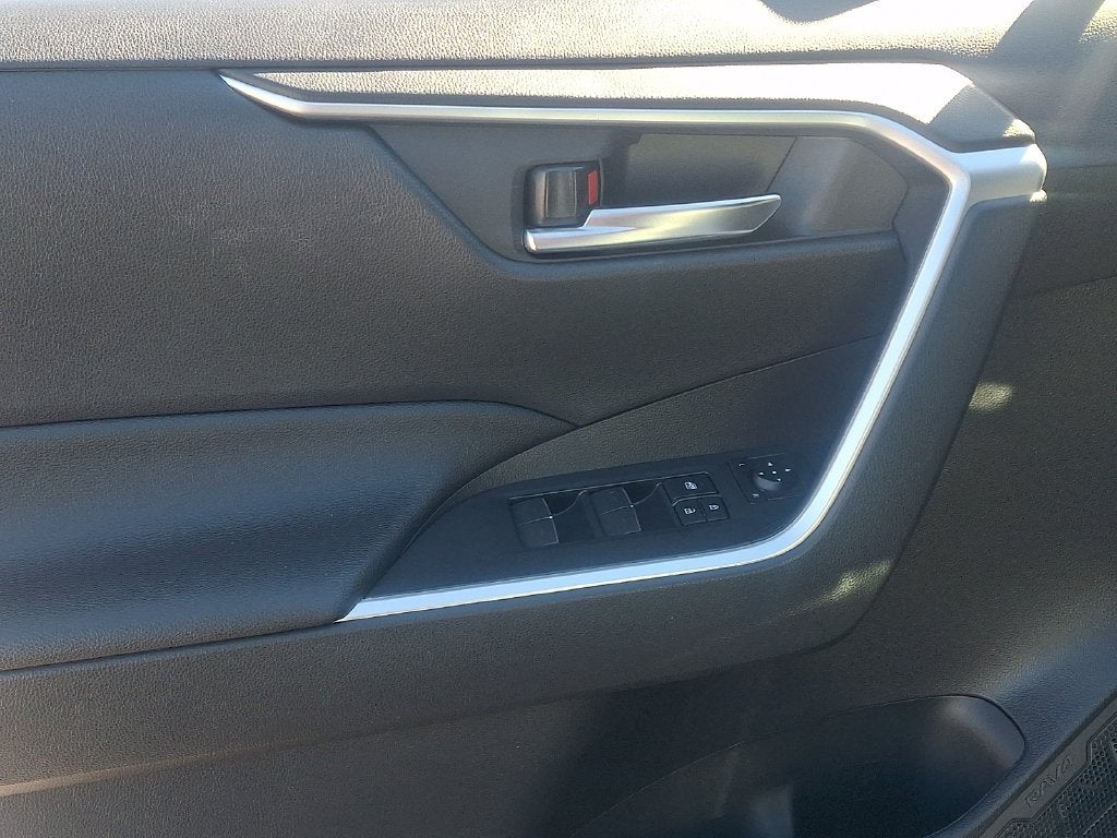 2023 Toyota RAV4 Prime SE w/ Weather & Moonroof Package