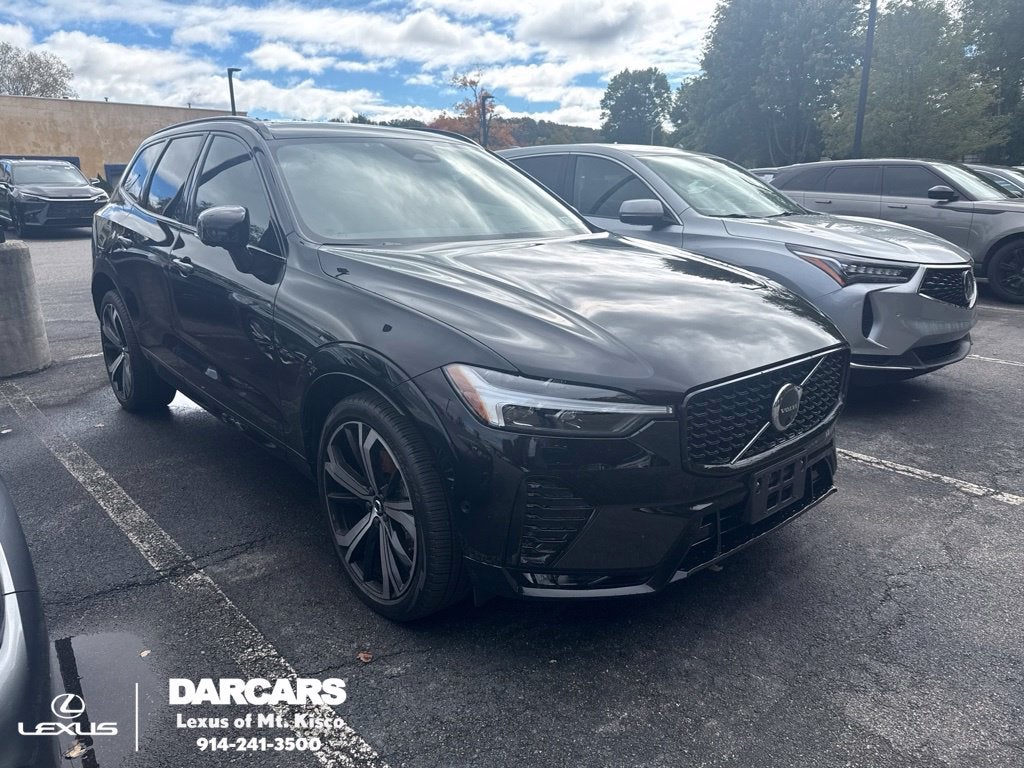 2023 Volvo XC60 B5 Ultimate Dark Theme w/ Bowers & Wilkins Premium Sound